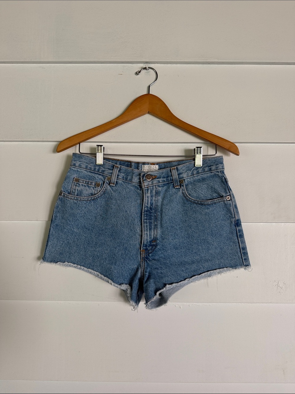Vintage Moda International Light Blue Frayed Hem Denim Shorts